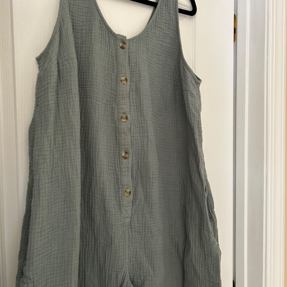 Isabel Maternity by Ingrid & Isabel | Gauze Maternity Jumpsuit | XXL - Picture 4 of 8